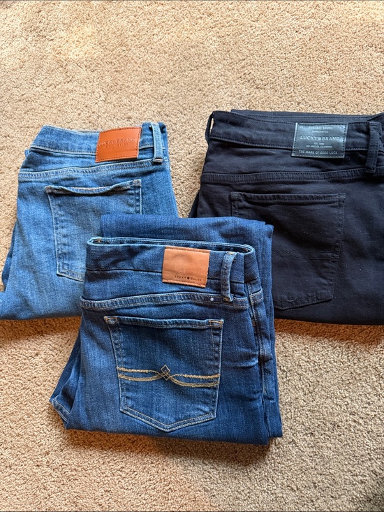 Lucky Brand Denim - Lot of 3- Lucky Brand Jeans Trio — Dark Blue, Medium Blue & Black